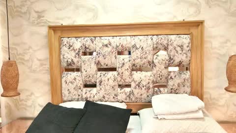 Snapshot of zoley_watson chatting on February 28, 3:18 am zoley online show from February 28, 3:18 am