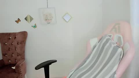 Alicie online show from November 24, 12:49 pm