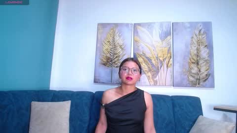 Snapshot of zoow_bluussh chatting on February 6, 11:57 am Zoe online show from February 6, 11:57 am