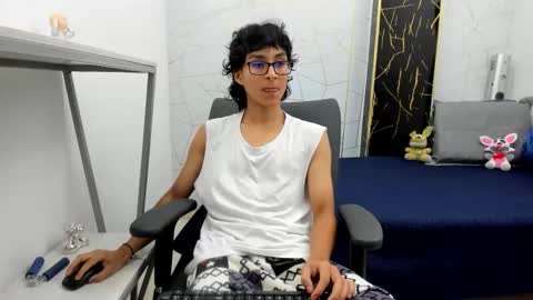     online show from October 23, 7:45 pm