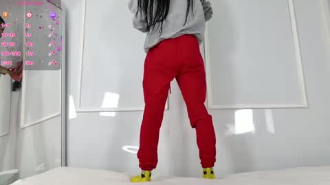 Violeta online show from April 1, 12:17 pm