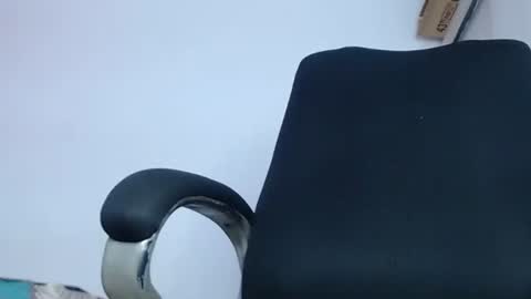 Snapshot of zousxxx chatting on November 17, 9:31 pm zousxxx online show from November 17, 9:31 pm