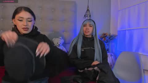 cintya kors online show from December 13, 1:59 am