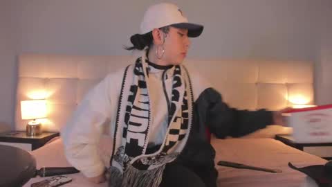 cintya kors online show from February 5, 2:19 am