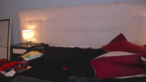 cintya kors online show from February 25, 8:25 am