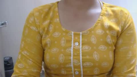 Zoya online show from February 18, 3:52 pm