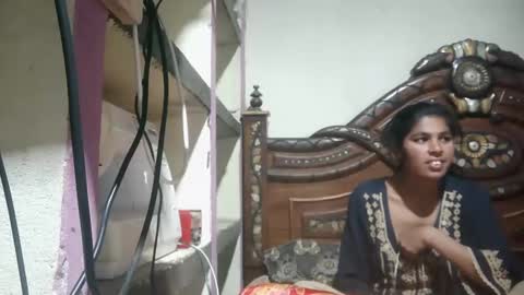 zoyakhan803 online show from February 15, 7:17 pm