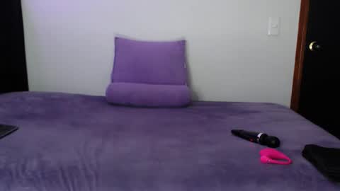 zpzphot online show from November 23, 7:24 pm