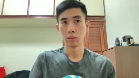 Z online show from December 5, 3:28 pm