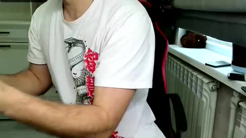 ztigrousz online show from January 13, 9:03 am