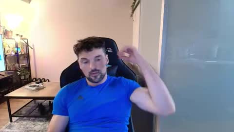 Zuko online show from October 26, 5:02 am