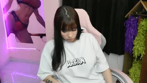 Snapshot of zulemapiel chatting on February 27, 1:05 am zulemapiel online show from February 27, 1:05 am