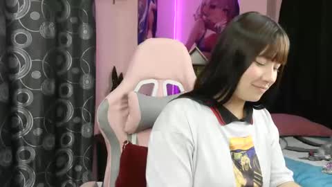 Snapshot of zulemapiel chatting on April 6, 11:38 pm zulemapiel online show from April 6, 11:38 pm