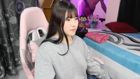 Snapshot of zulemapiel chatting on April 15, 1:01 am zulemapiel online show from April 15, 1:01 am