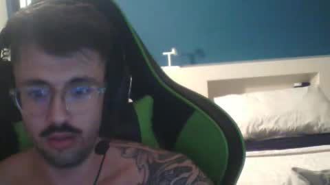 zusta10 online show from November 17, 9:20 pm