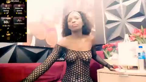 Snapshot of zuzu_angel chatting on November 24, 11:10 am pam online show from November 24, 11:10 am