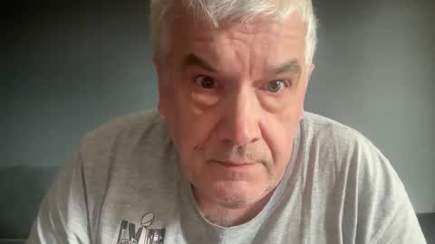 zwickauer1969 online show from October 1, 12:55 pm