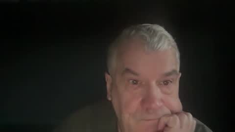 Snapshot of zwickauer1969 chatting on December 2, 6:52 am zwickauer1969 online show from December 2, 6:52 am