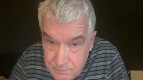 Snapshot of zwickauer1969 chatting on February 17, 7:05 am zwickauer1969 online show from February 17, 7:05 am