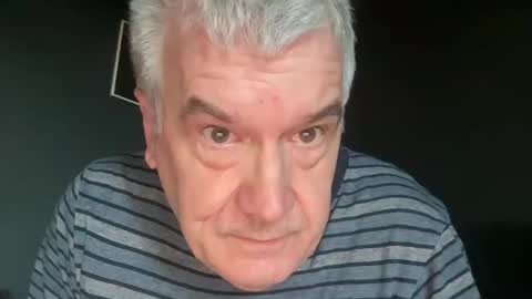 Snapshot of zwickauer1969 chatting on February 23, 6:33 am zwickauer1969 online show from February 23, 6:33 am