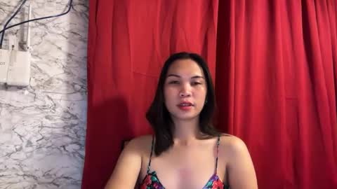 zyla  online show from April 14, 11:05 am