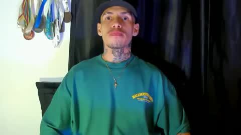 Snapshot of zyongarcia2020 chatting on February 14, 11:53 am zyon garcia online show from February 14, 11:53 am