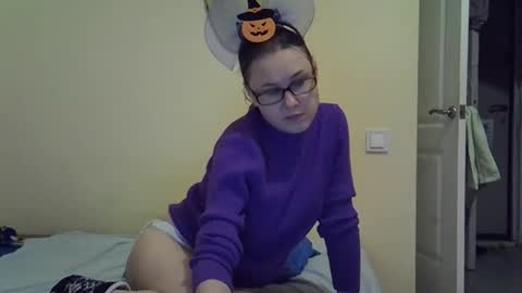 Snapshot of zyuhre chatting on October 31, 7:59 pm Zyuhre online show from October 31, 7:59 pm