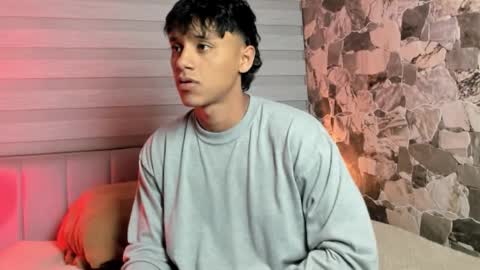 Snapshot of zyzz_1812 chatting on February 16, 3:35 am zyzz_1812 online show from February 16, 3:35 am