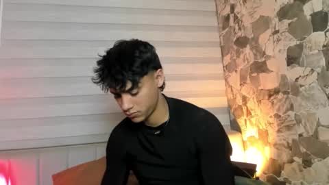 Snapshot of zyzz_1812 chatting on February 21, 1:50 am zyzz_1812 online show from February 21, 1:50 am