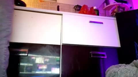 zzarraaa online show from October 31, 6:31 pm