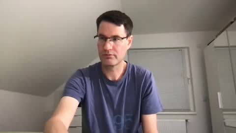 Snapshot of zzz123_cam chatting on November 7, 10:32 pm zzz123_cam online show from November 7, 10:32 pm