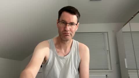 zzz123_cam online show from May 23, 3:27 pm