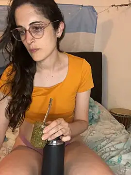 Lunaabbey online show from July 5, 7:32 pm