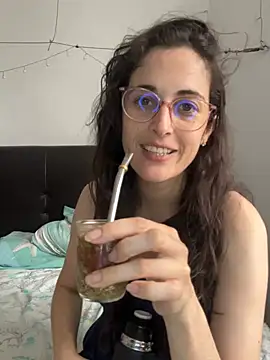 Lunaabbey online show from July 31, 9:09 am