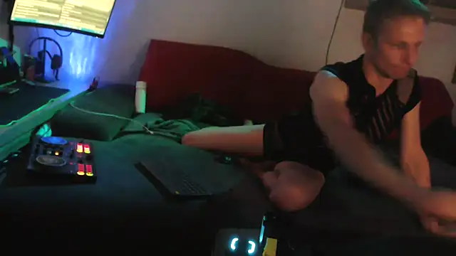 davidgntxxxxx online show from October 18, 4:41 pm