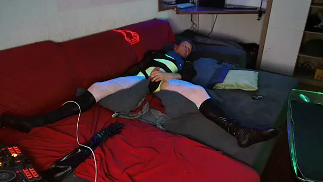 davidgntxxxxx online show from February 7, 6:44 pm