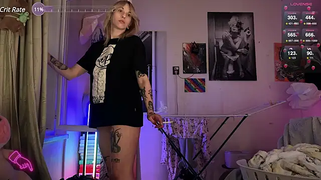 Mannarie Madsinn online show from January 15, 5:26 pm