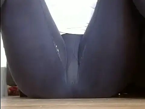 Squirtlady38 online show from February 21, 1:44 pm