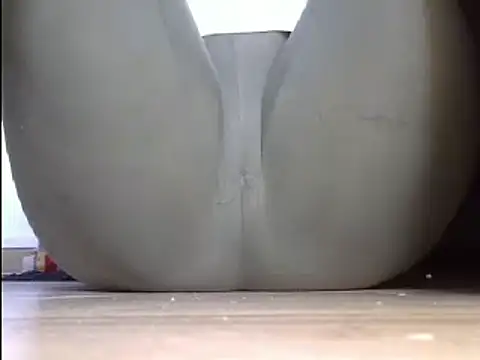 Squirtlady38 online show from February 24, 9:10 am