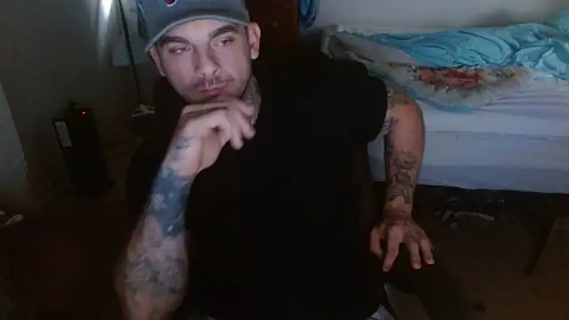 Snapshot of DADDY_KANE8--- chatting on November 2, 6:32 pm DADDY KANE8--- online show from November 2, 6:32 pm