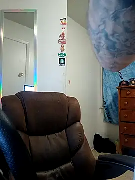 Snapshot of DADDY_KANE8--- chatting on November 28, 11:40 pm DADDY KANE8--- online show from November 28, 11:40 pm