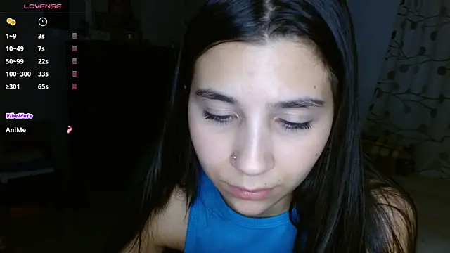 mia  lopez  online show from December 19, 4:02 am