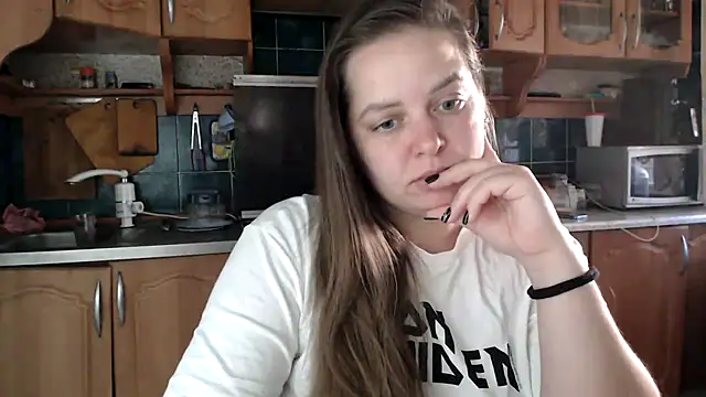 uliastar online show from October 12, 5:17 am