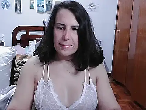 Snapshot of LauraVicttoria361215 chatting on March 10, 10:48 am LauraVicttoria361215 online show from March 10, 10:48 am