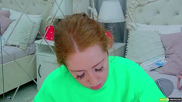 TinaBrook online show from December 5, 3:15 am