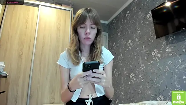 Kalisee  online show from November 21, 9:08 am