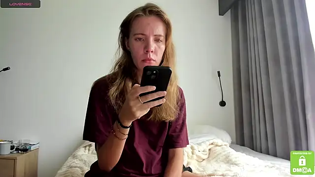 Kalisee  online show from April 15, 5:47 am