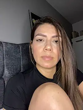 Snapshot of martina_contreras chatting on October 16, 7:09 am martina contreras online show from October 16, 7:09 am