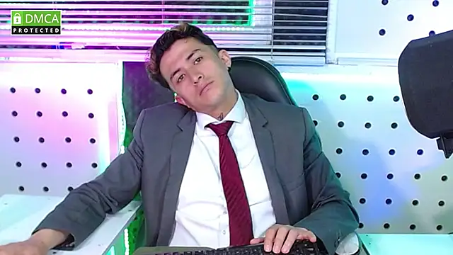 Darko0717 online show from October 11, 11:20 am