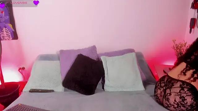 Cata green online show from April 22, 7:15 pm